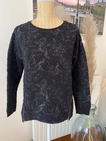 Pull noir et gris