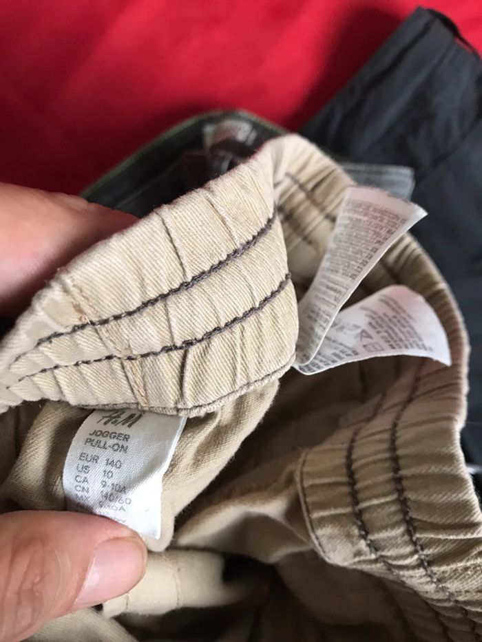 Lot de 2 panralons+1 shirt enfant taille 10 ans - photo numéro 13