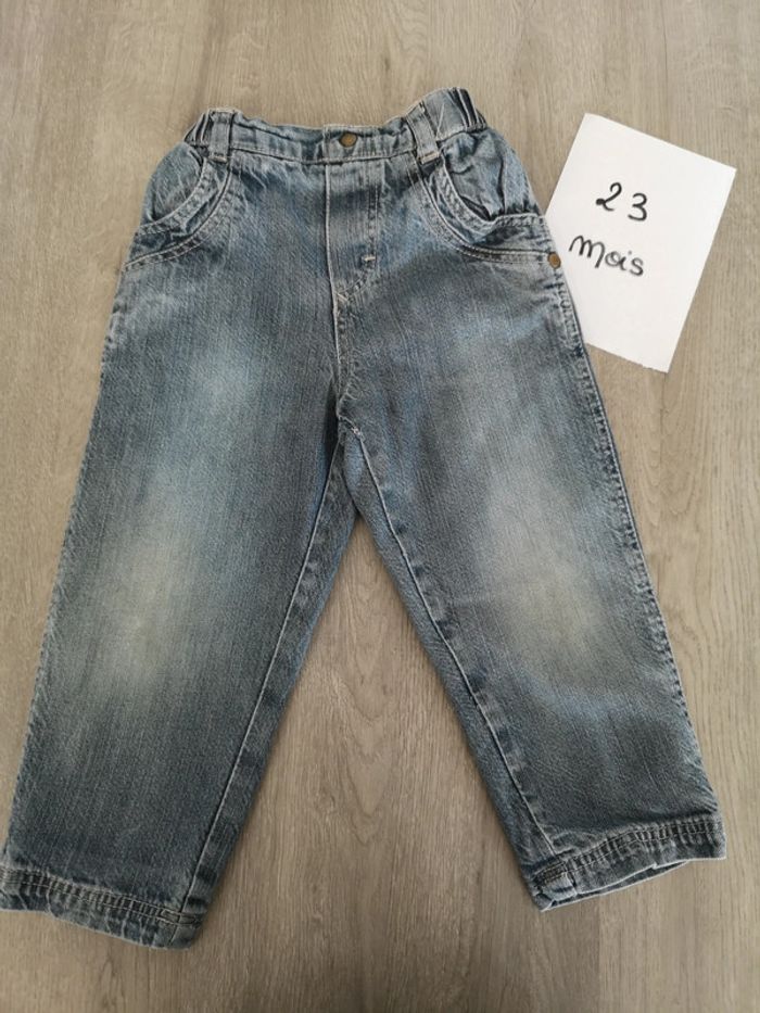 Jean taille 23 mois
