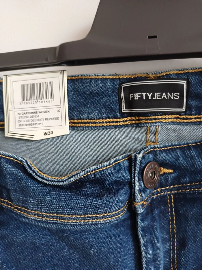 Jean femme taille 30 US - photo numéro 5