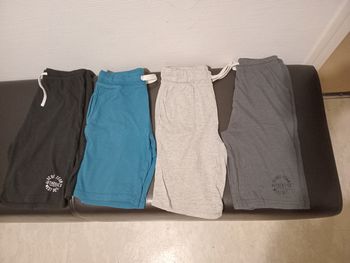 Lot short été taille 10ans tbe