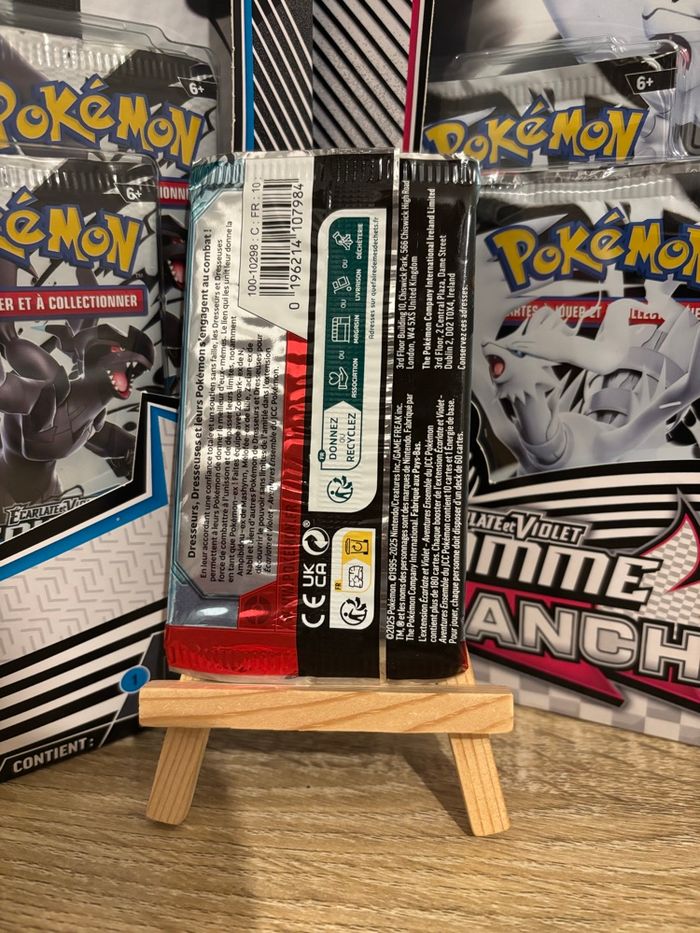Booster Pokémon Aventures Ensemble rescellé - photo numéro 2