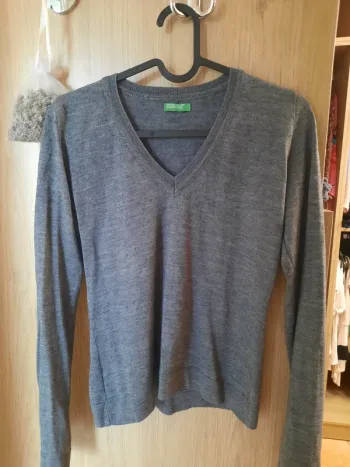 Pull gris