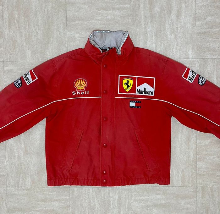 Veste Ferrari x Tommy x Marlboro - photo numéro 18