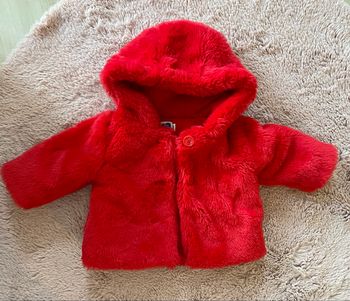Manteau rouge
