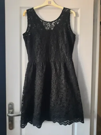 Robe mi-longue