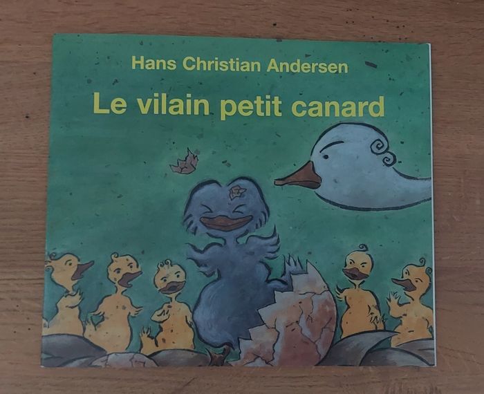 Le vilain petit canard - lire c'est partir - photo numéro 1