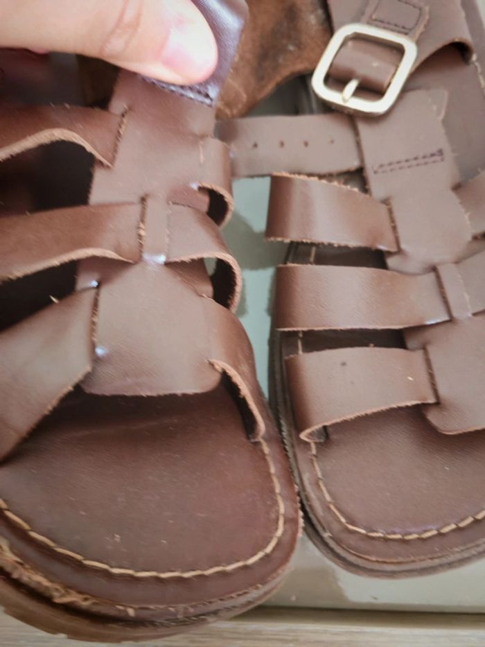 Sandales Zara taille 32 - photo numéro 2
