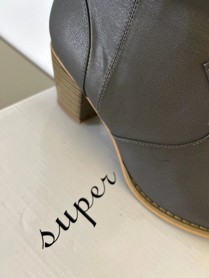 Bottines talons grises - photo numéro 3