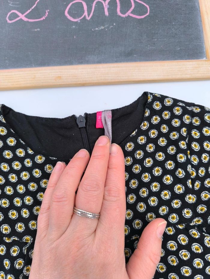 Robe Orchestra taille 2 ans en très bon état - photo numéro 2