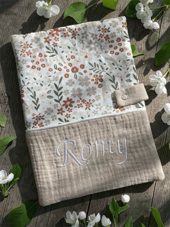 Protège carnet de santé personnalisable – Pratique