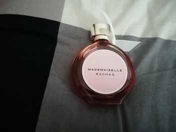 Eau de parfum mademoiselle Rochas