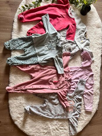 Lot de pyjama en 9 mois