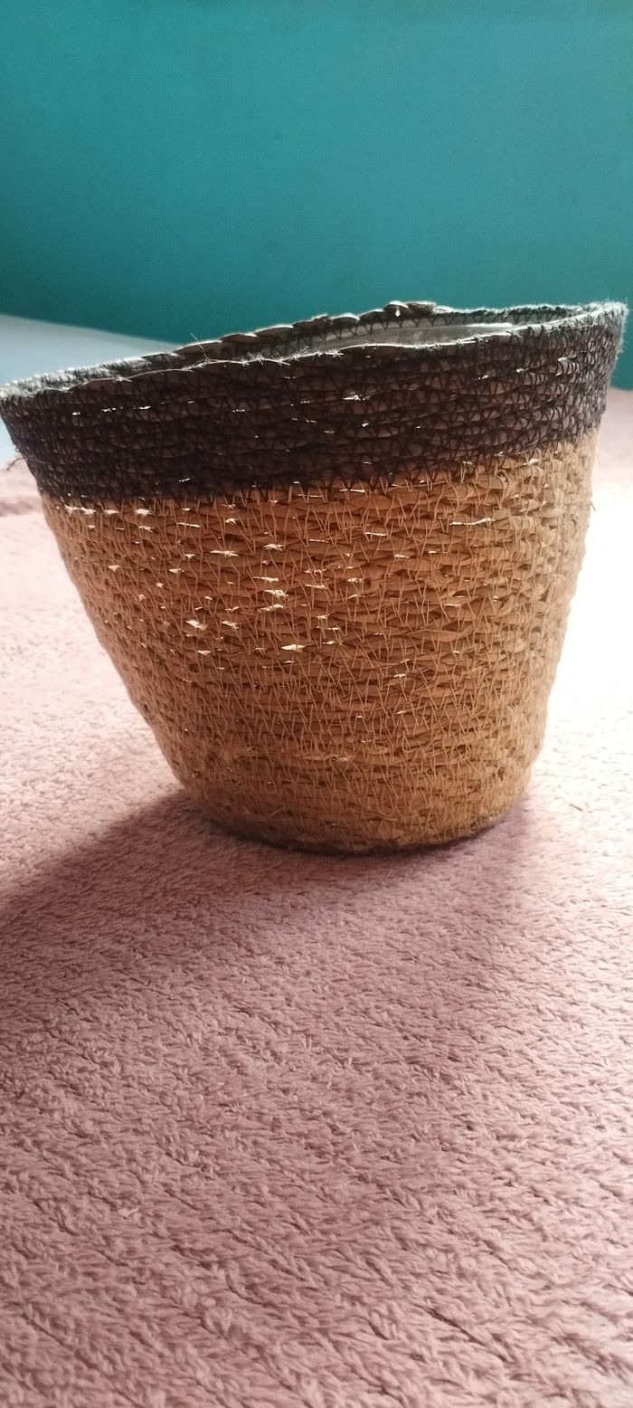 Panière ou cache pot NEUF