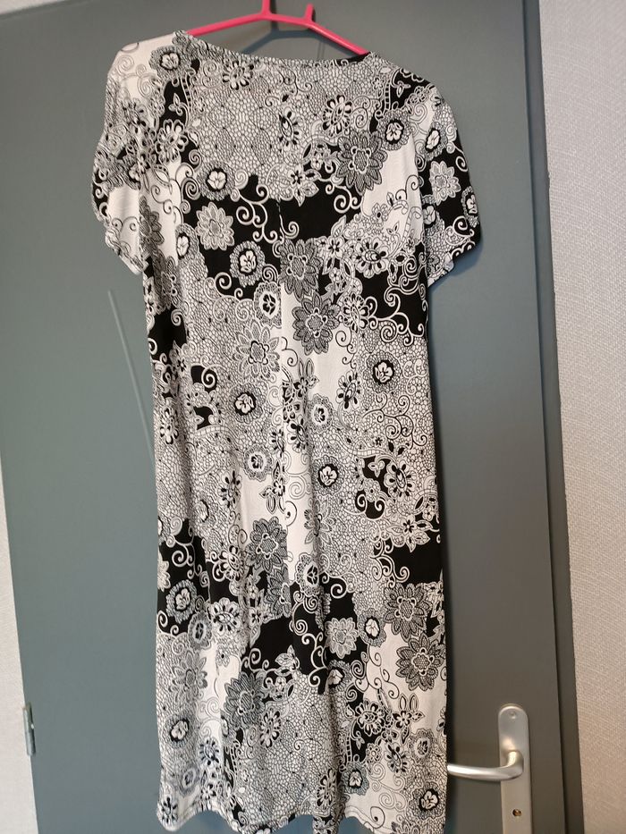 Robe femme - photo numéro 8