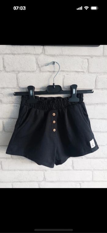 Short fille Zara taille 6 ans