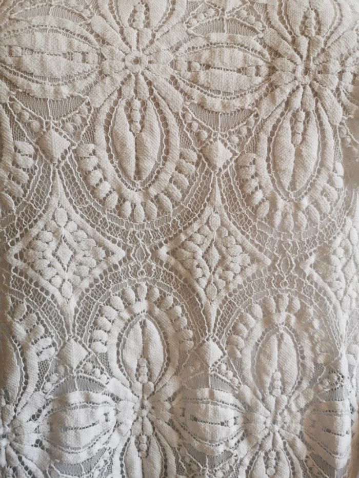 Blouse dentelle. Blanc. Taille 42 - photo numéro 2