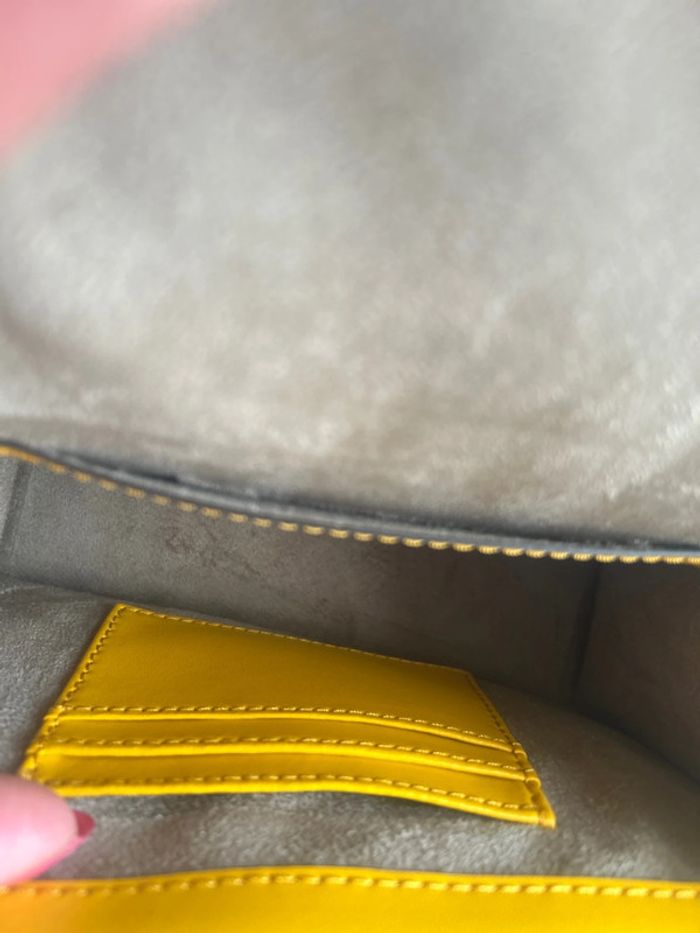 Sac Mickael kors jaune neuf - photo numéro 8