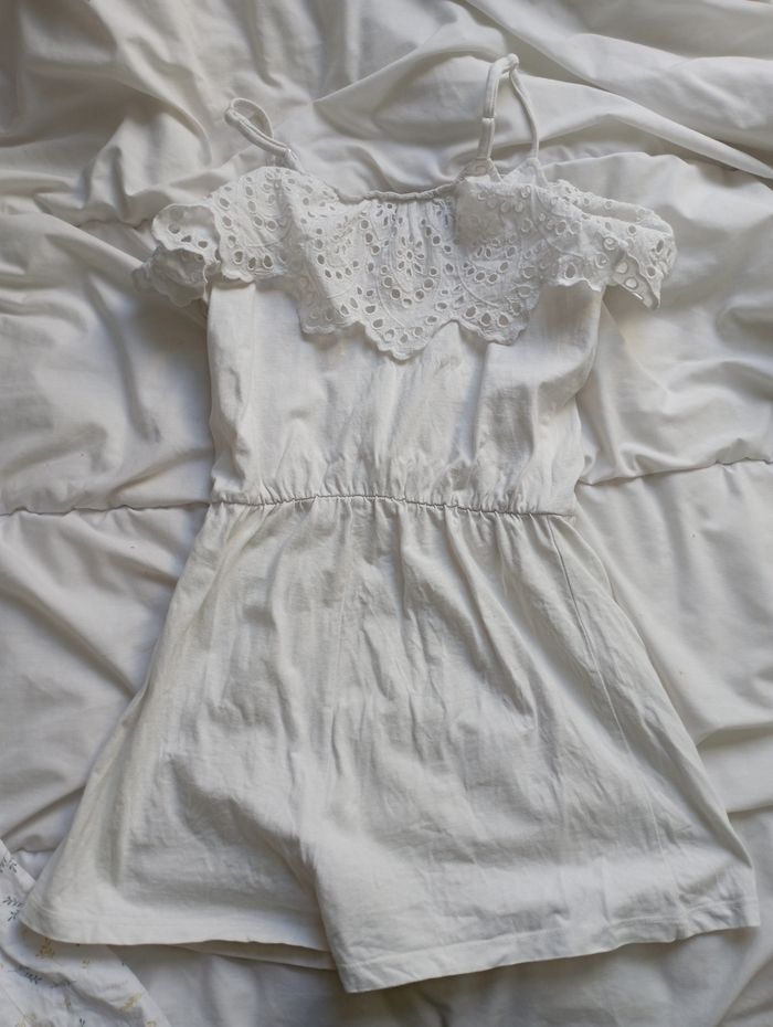 Combishort blanche 12 ans Kiabi 2€5 - photo numéro 3