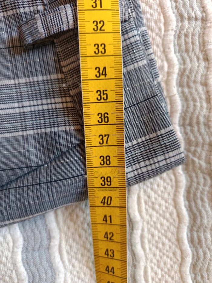 Short t.38 carreaux gris - photo numéro 8