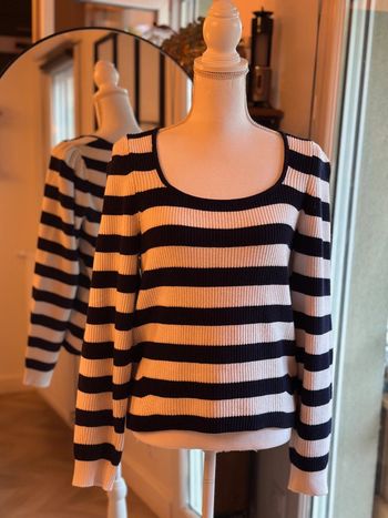 Joli pull marin taille L/40 Mango