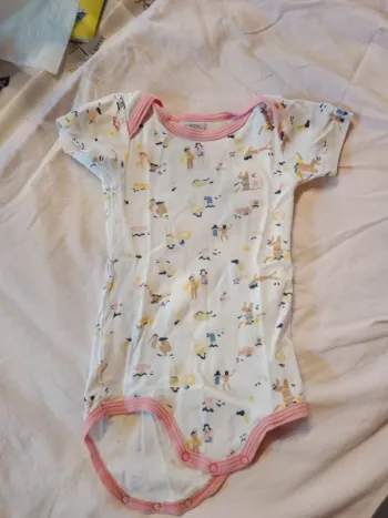 Bodies bébé fille