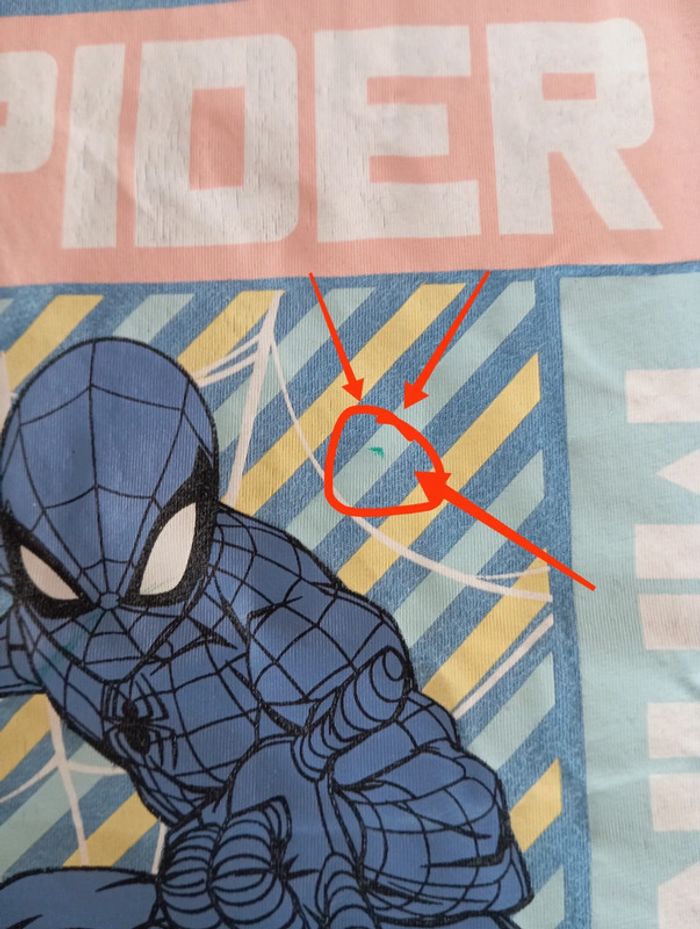 T-shirt spiderman taille 8 ans - photo numéro 4