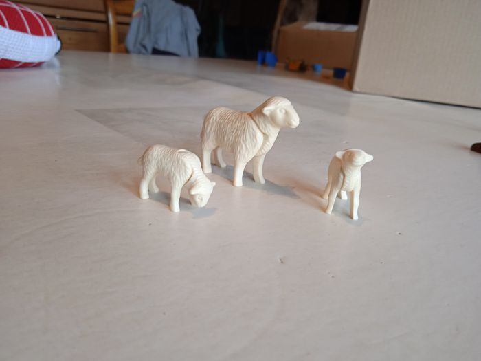 Famille de moutons playmobil