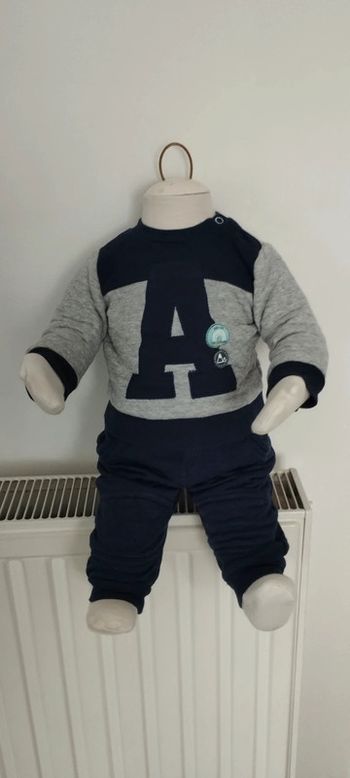 Survêtement chaud gris et bleu Marine