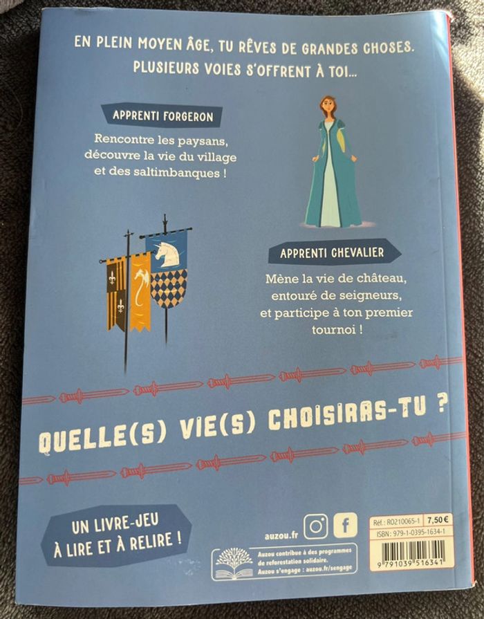 Livre deviens de héros au temps des châteaux forts comme neuf excellent état - photo numéro 2