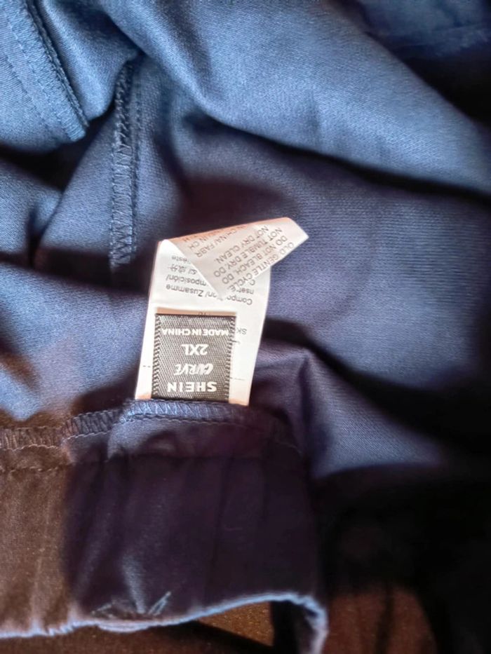 Pantalon grande taille. Marque shein. - photo numéro 5