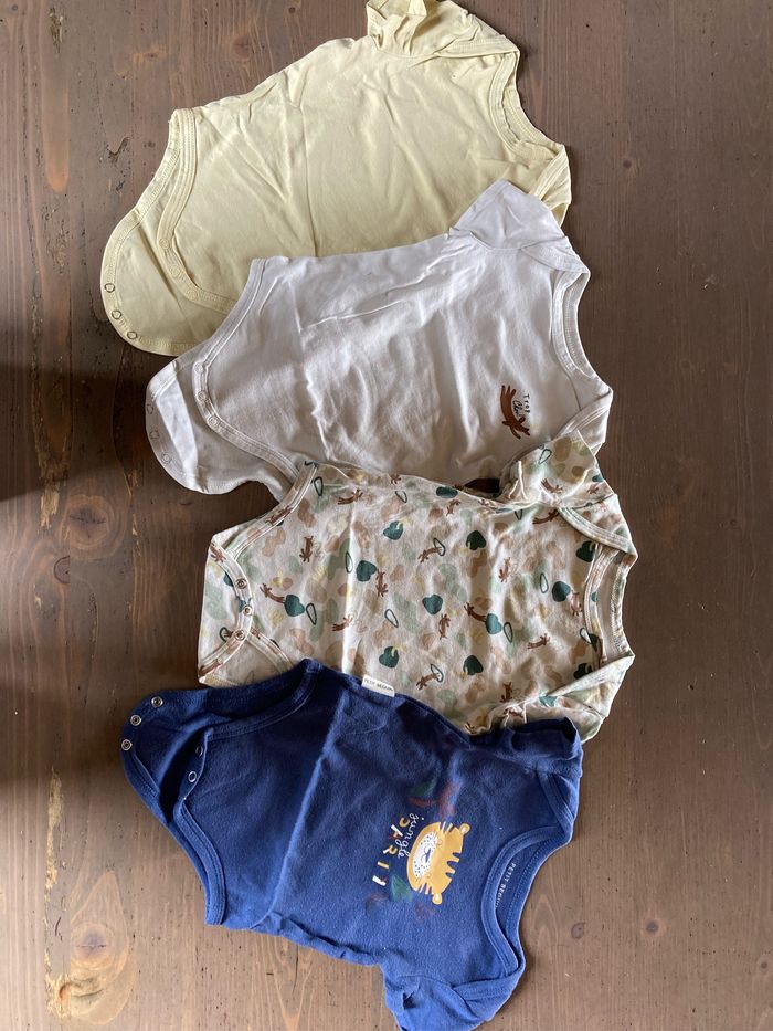 Bébé garçon : lot vêtements bébé 9 mois - photo numéro 6