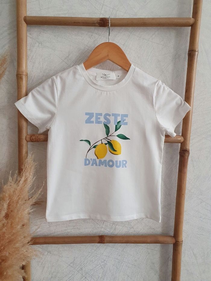 Tee-shirt taille 8 ans