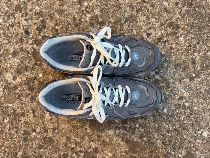 New Balance 1906R Grey Prix : 50€ négociable) - photo numéro 3