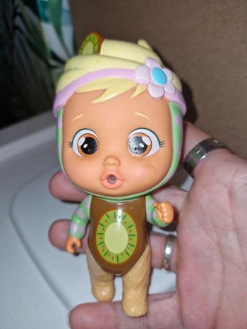 Cry babies magic bébé kiwi