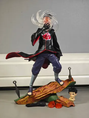 Figurine Naruto : Tobi / Obito 25cm neuve sans boîte