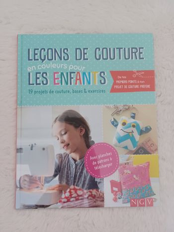 Livre leçon de couture les enfants 