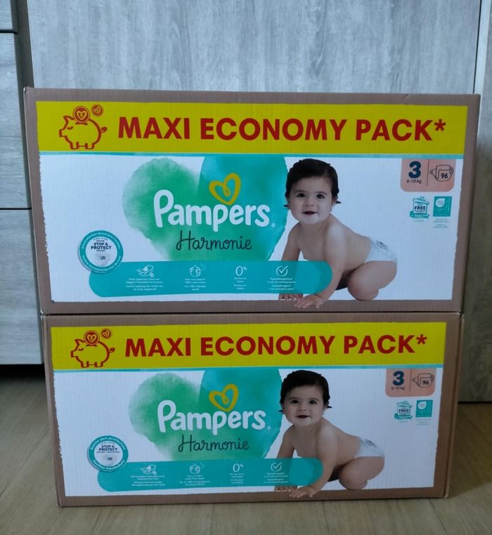Lot couches pampers harmonie taille 3