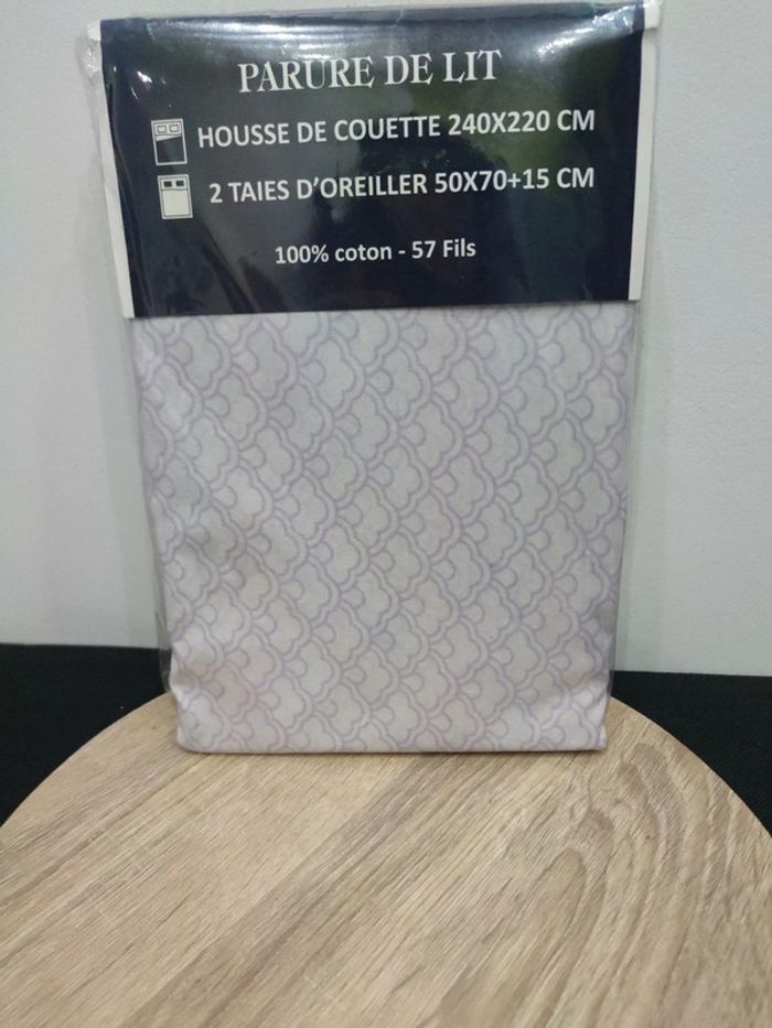 Parure de lit 240*220 neuve