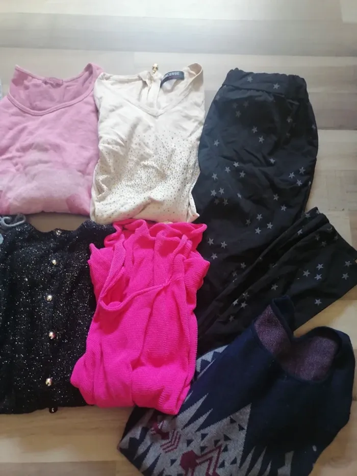 Lot vêtements femme taille unique - photo numéro 2