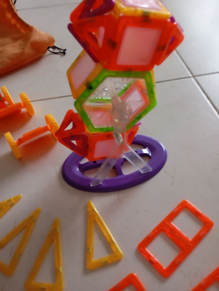 Jeu de construction magnetics - photo numéro 3