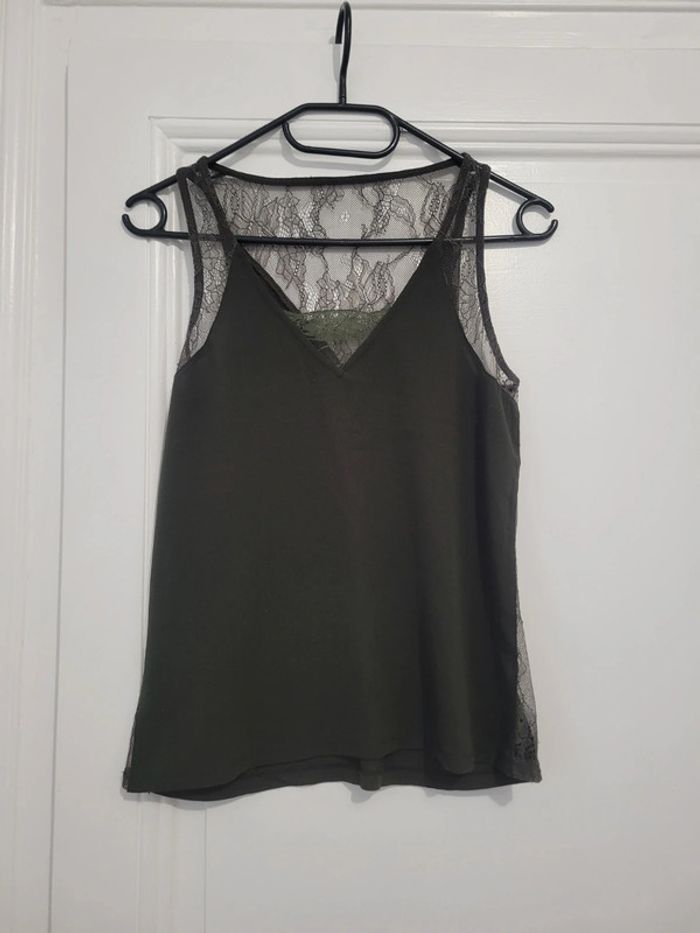 Blouse sans manche noire à dentelle Naf Naf Taille XS - photo numéro 2