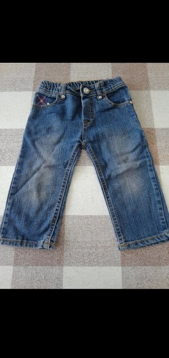 Jean bleu 23 mois