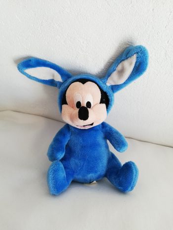mickey déguisé en lapin