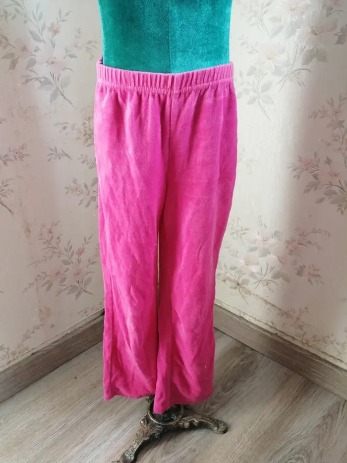 Ensemble de pyjama pull et pantalon rose en velours imprimé hello kitty / hello kitty / (8ans) - photo numéro 6