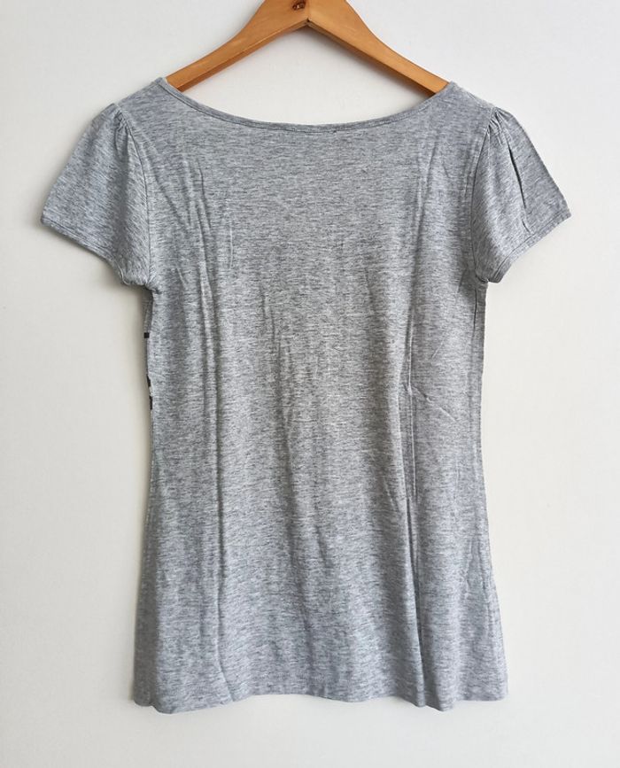 T shirt gris oiseaux sur des fils. Etam. Taille 36 - photo numéro 5