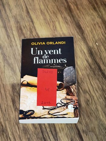 D4278 - livre "un vent de flamme" d'Olivia Orlandi