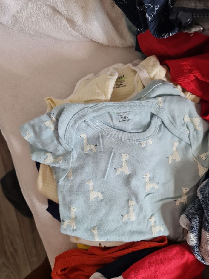 A vendre vêtements garçon 9 mois, 12 mois, 18 mois, 24 mois,36 mois et 4 ans - photo numéro 2