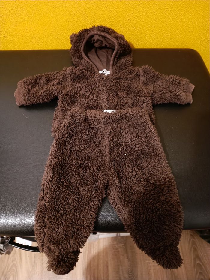 Ensemble petit ours sur-pyjama