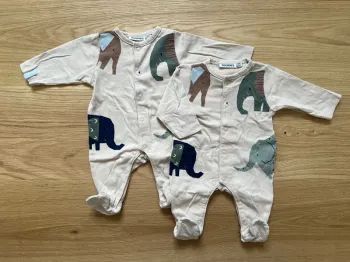 Lot de pyjama assortis